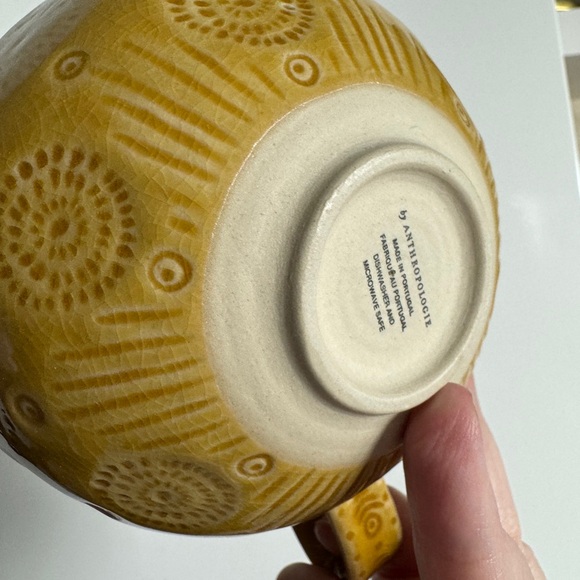 Old Havana Mug Set in Gold Mustard - Picture 8 of 13